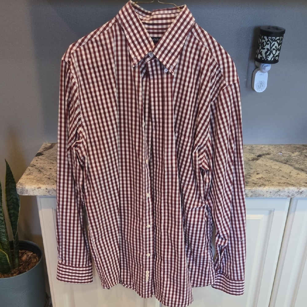 Croft & Barrow Burgundy and White Checked Dress Shirt 16.5 34/35 60/40 CottnPoly